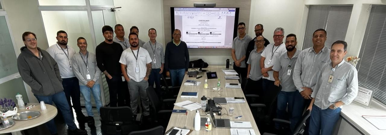 Equipe da CTG reunida após o treinamento in company na UHE Jupiá